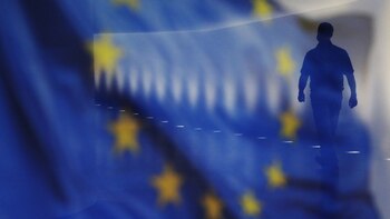 EU’s Bond Spree Risks Chipping