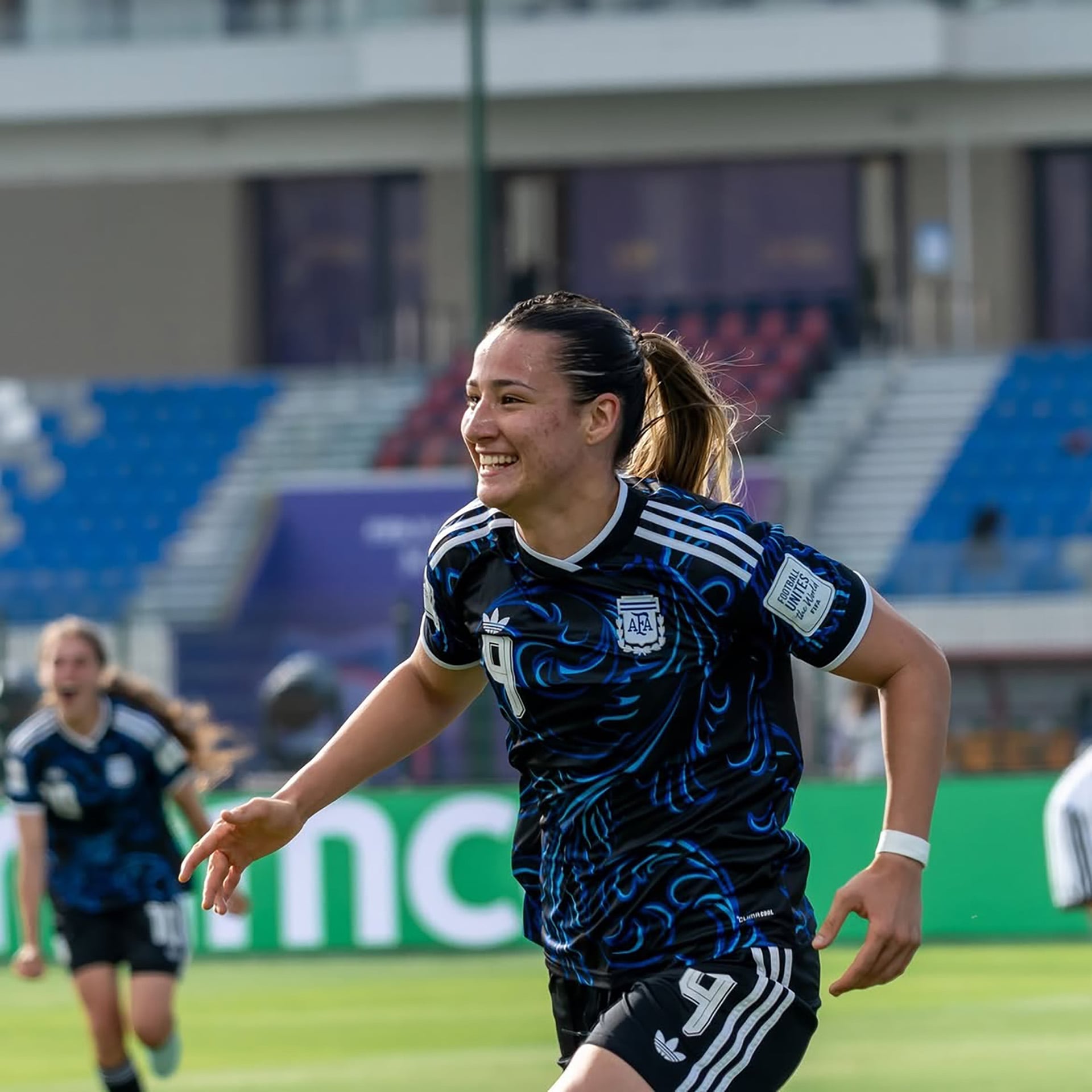 Mercedes Diz fue autora del primer tanto en la historia de Argentina en el Mundial Sub 17 femenino (@Argentina)