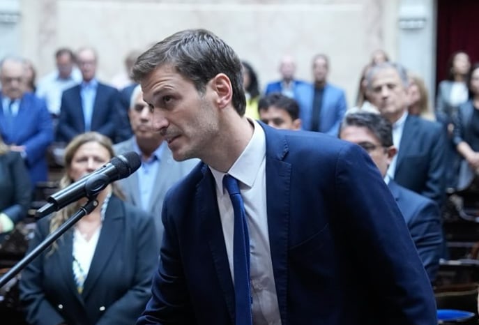 La carta enviada por Sánchez Wrba incluyó la factura de compra y ofreció total disposición para responder a cualquier requerimiento relacionado con la compra del rifle