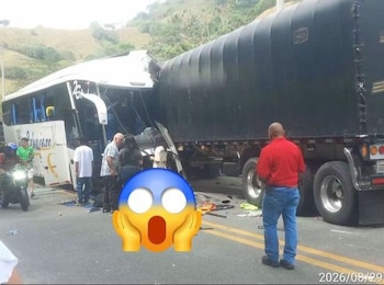 Emergencia vial en conexión Manizales-Medellín: tres fallecidos y 15 lesionados - crédito @ChismeMedellin/X