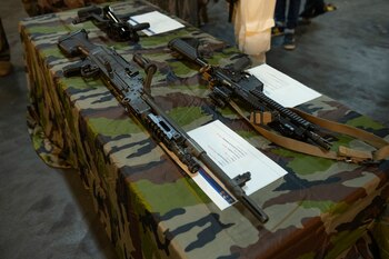 recorrida por el barco crucero portahelicópteros francés Jeanne d´Arc.