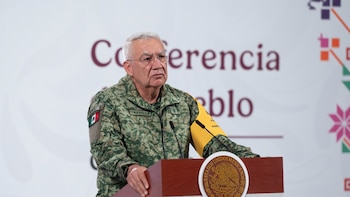 Secretario de Defensa reconoce asesinato