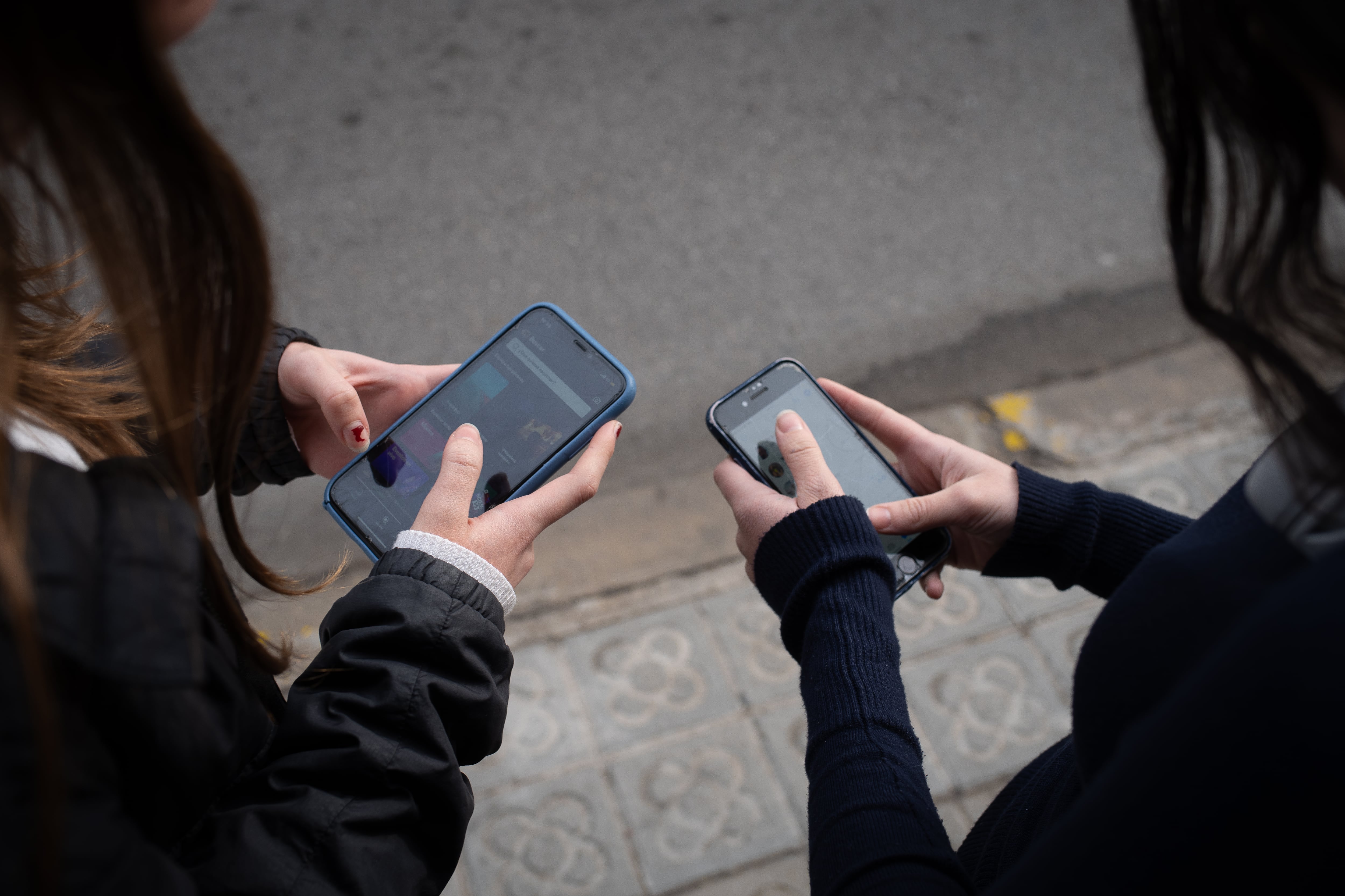 Cambiar las contraseñas con regularidad, evitar reutilizarlas y optar por combinaciones largas y únicas es el primer paso para reducir la exposición digital. (Europa Press)