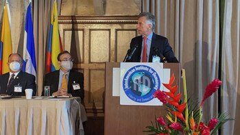 Mauricio Macri FORO: “Defensa de la democracia en Las Américas”