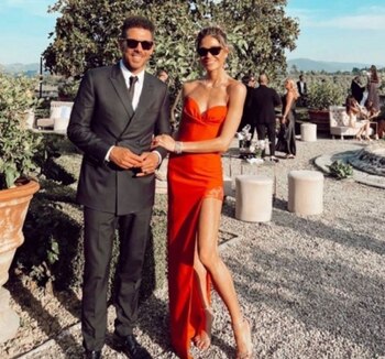 Diego Simeone y su esposa
