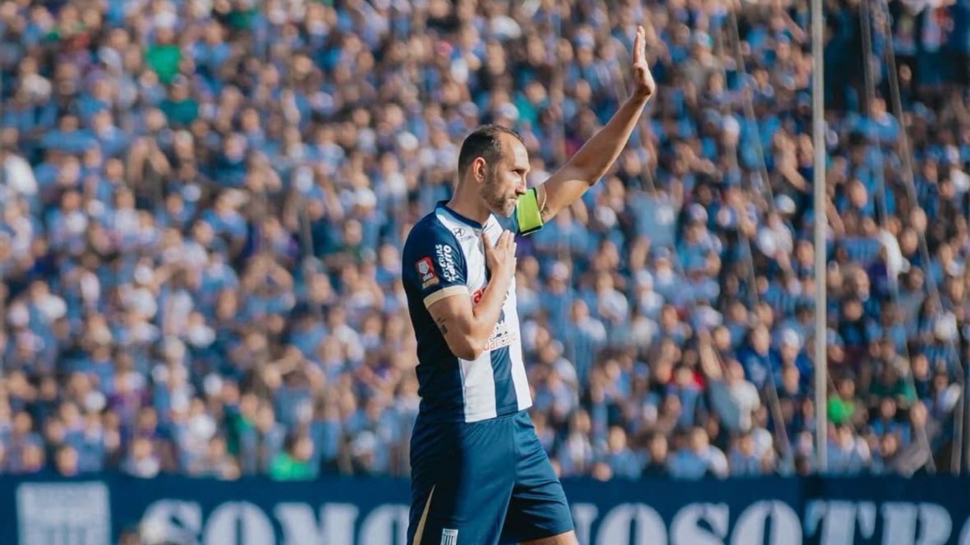Hernán Barcos celebró el aniversario de Alianza Lima con un emotivo mensaje: el sentido post del ‘Pirata’