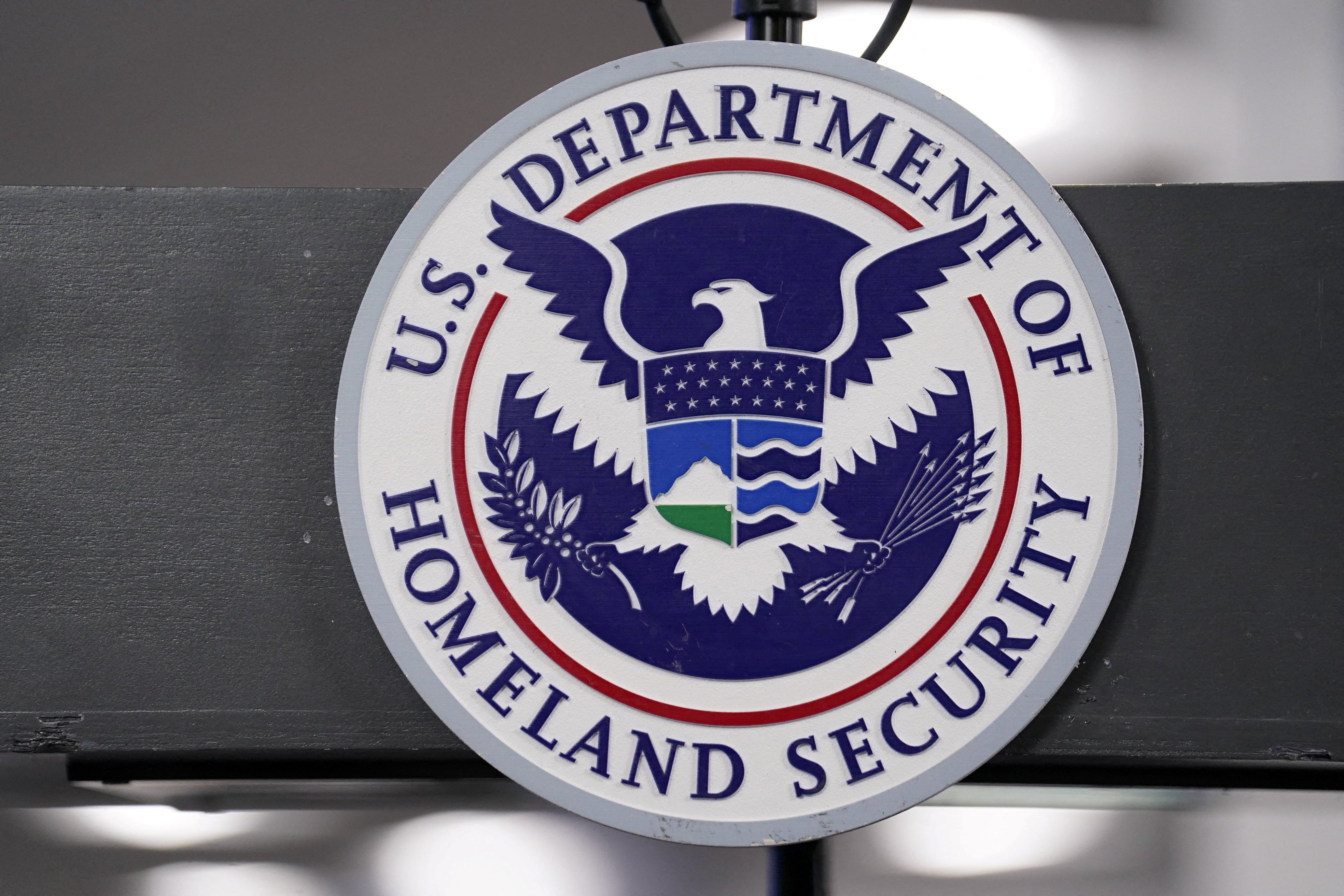 El Departamento de Seguridad Nacional de EE. UU aseguró plenas garantías procesales a familia colombiana detenida por el ICE en Atlanta - crédito Nathan Howard/Reuters