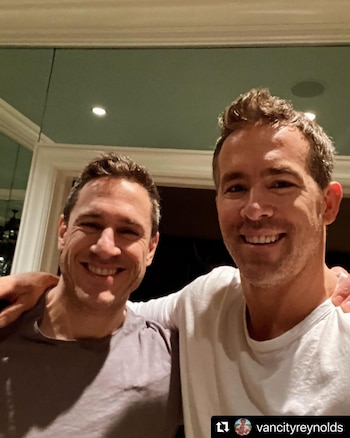 Reynolds entrenaba aproximadamente cinco o