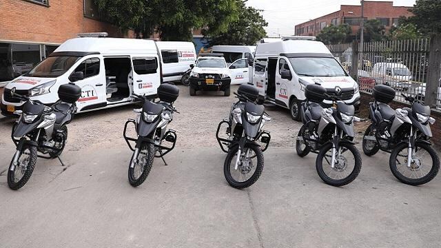 El CTI de la Fiscalía se encargó de recoger las partes del cuerpo en maletas - crédito Alcaldía de Bogotá