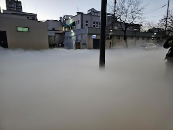 Alerta por un camión que derramó oxígeno líquido en Monte Castro: evacuaron una cuadra entera