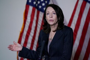 La senadora estadounidense Maria Cantwell