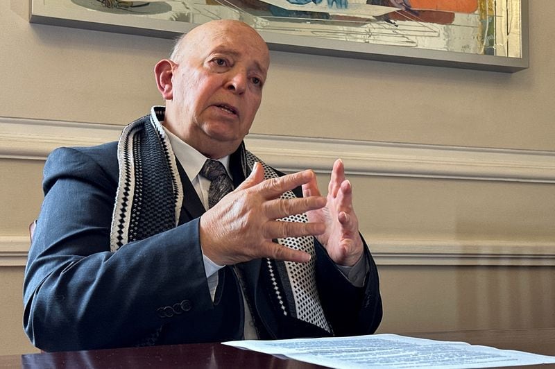 El excomisionado de Paz Otty Patiño fue el designado por el entonces presidente Gustavo Petro para sacar adelante la política de Paz Total - crédito Javier Andrés Rojas/REUTERS