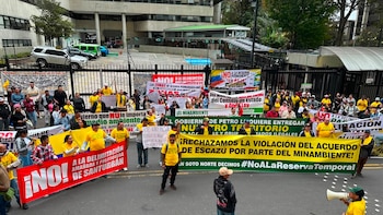 Los líderes sociales afirmaron que las resoluciones sobre minería legal en Santander podrían empujar a pequeños mineros a la ilegalidad o al desplazamiento - suministrado a Infobae Colombia