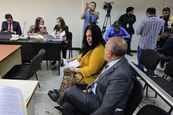 Las investigaciones de la FECI y la CICIG señalaron que la red de corrupción en el Ministerio de Salud operó con apoyo de altos funcionarios y legisladores, y el proceso sigue abierto para otros actores.