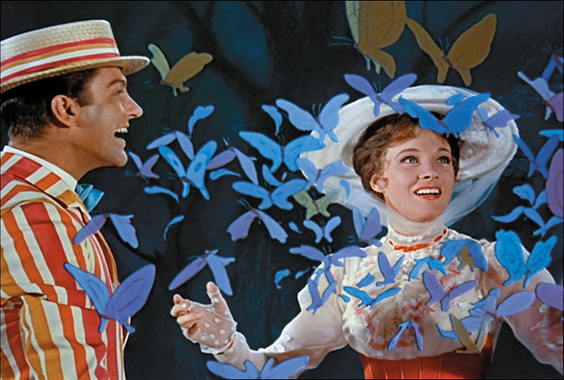 “Mary Poppins” fue el primer y único filme realizado por Walt Disney en vida, donde Julie era protagonista