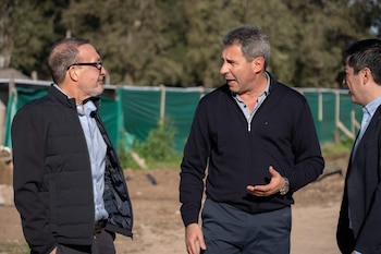 Sergio Uñac y Leonardo Nardini en Malvinas Argentinas