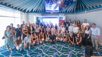 Los jóvenes líderes de AmChamSpain analizan en el W Barcelona las claves de la experiencia de cliente de lujo