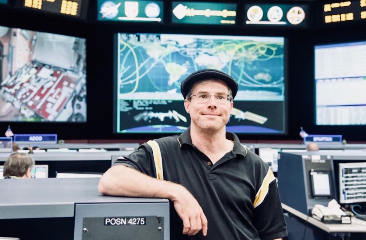La colaboración del escritor Andy Weir permitió que las ecuaciones recreadas en pantalla reflejen cálculos reales y no fórmulas ficticias