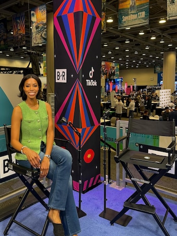 Simone Scott ingresó a un programa de TikTok y FIFA para 30 creadores tras construir una comunidad de más de 250.000 personas con videos sobre fútbol (@simone_scott)