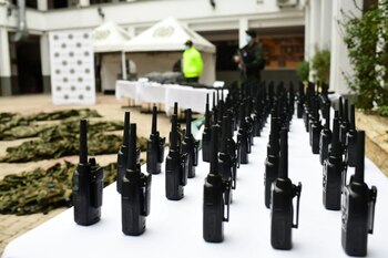 Incautan arsenal del Clan del