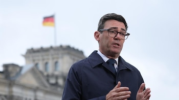 Burnham asegura que "hubo interferencia rusa" en el referéndum del Brexit