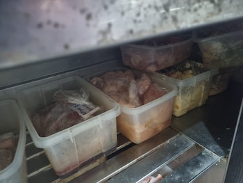 Un local de expendio de alimentos quedó inhabilitado luego de una inspección que evidenció condiciones inadecuadas de higiene. El proceso de reapertura se supedita a la superación de las deficiencias detectadas por los técnicos - crédito Secretaría de Salud de Barranquilla