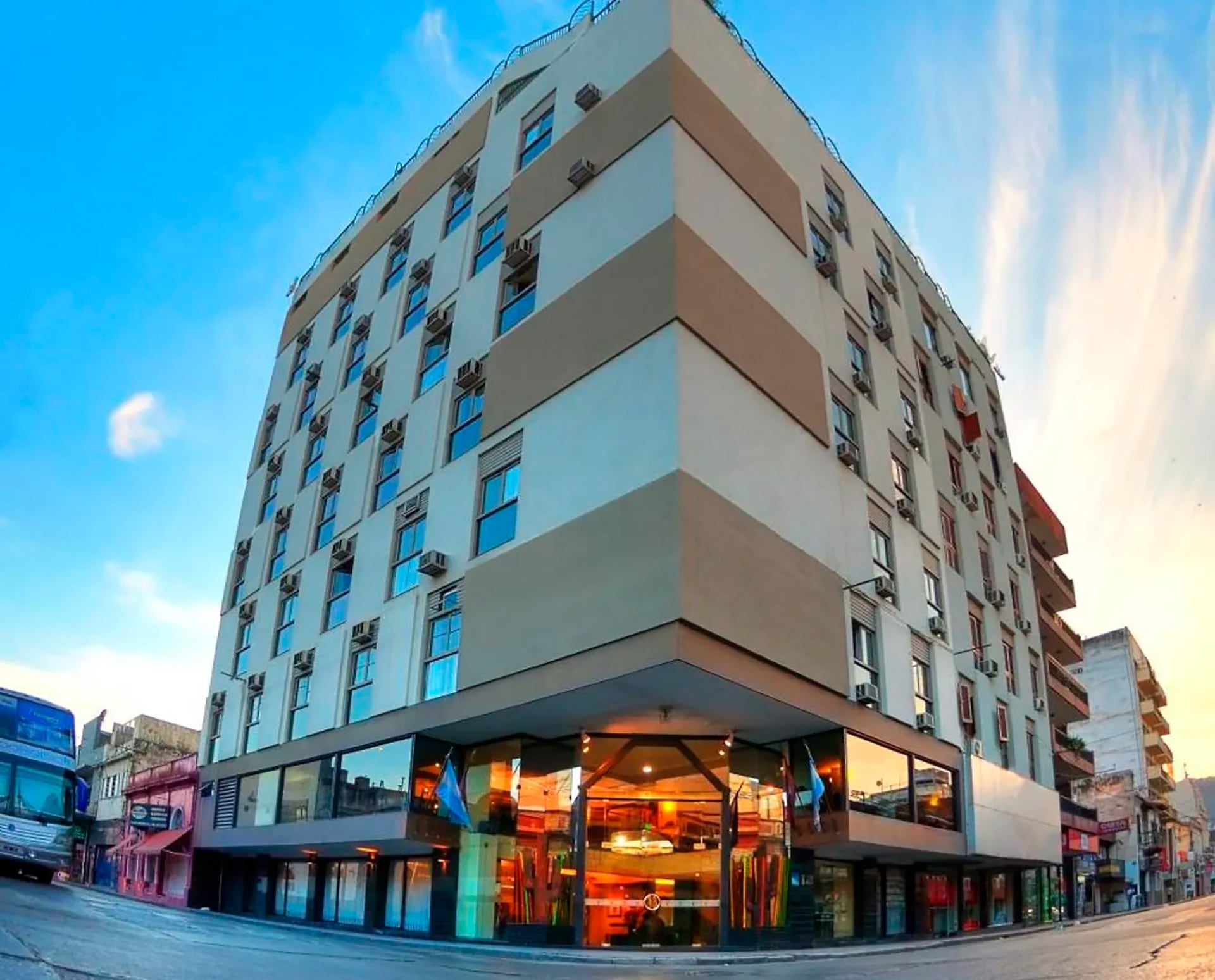 Podría cerrar el Hotel Provincial de Salta, uno de los más tradicionales de la capital provincial