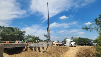 Obras de modernización de la carretera Macuspana-Escárcega avanzan en un 64 por ciento