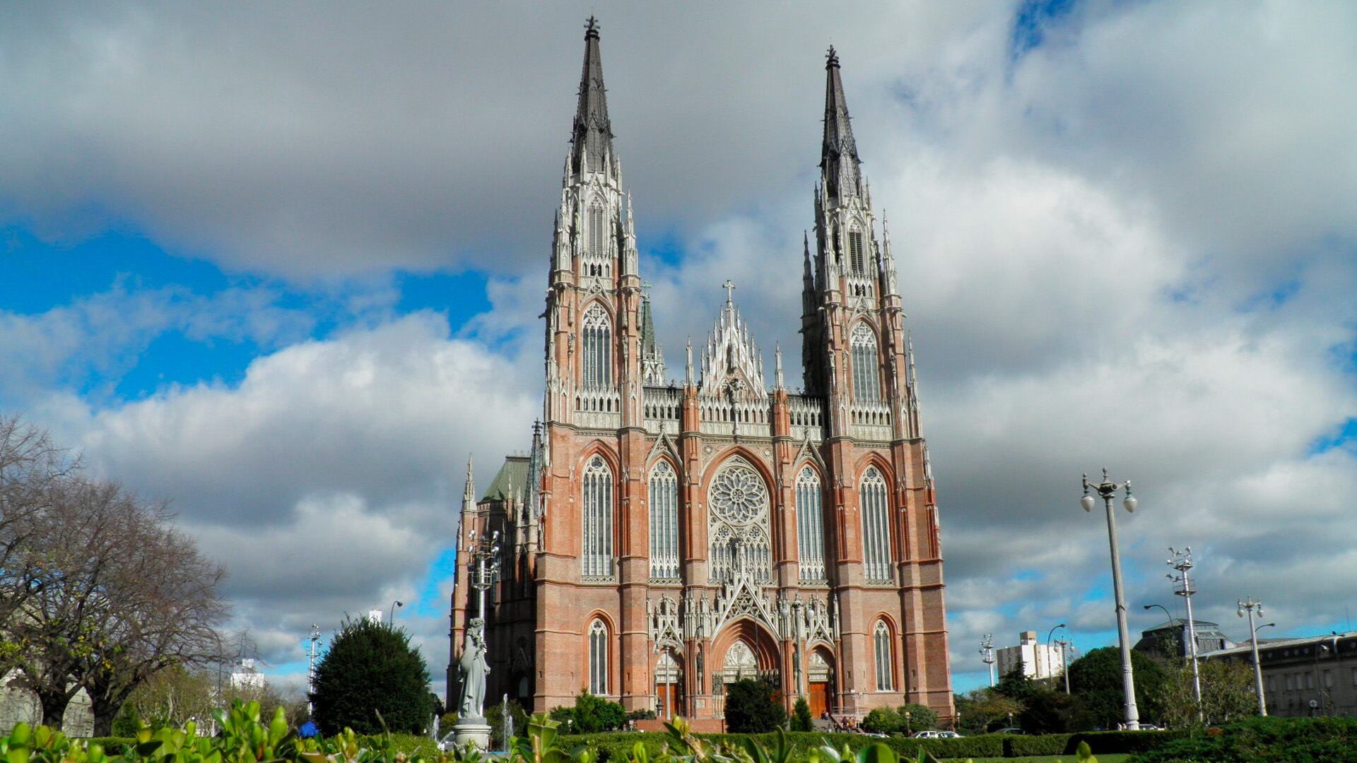Las últimas previsiones para La Plata: temperatura, lluvias y viento