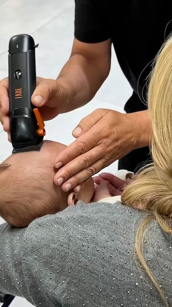 El peluquero Eduardo, conocido por