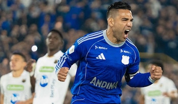 Falcao celebrando su primer gol