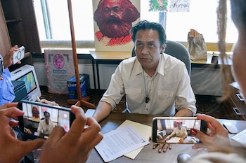 La salida de Marx Arriaga de la SEP ocurrió tras la polémica generada por los cambios propuestos a los libros de texto gratuitos. FOTO: CUARTOSCURO.COM