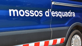 La Guardia Urbana de L'Hospitalet (Barcelona) detiene a un hombre tras un tiroteo en Batllori