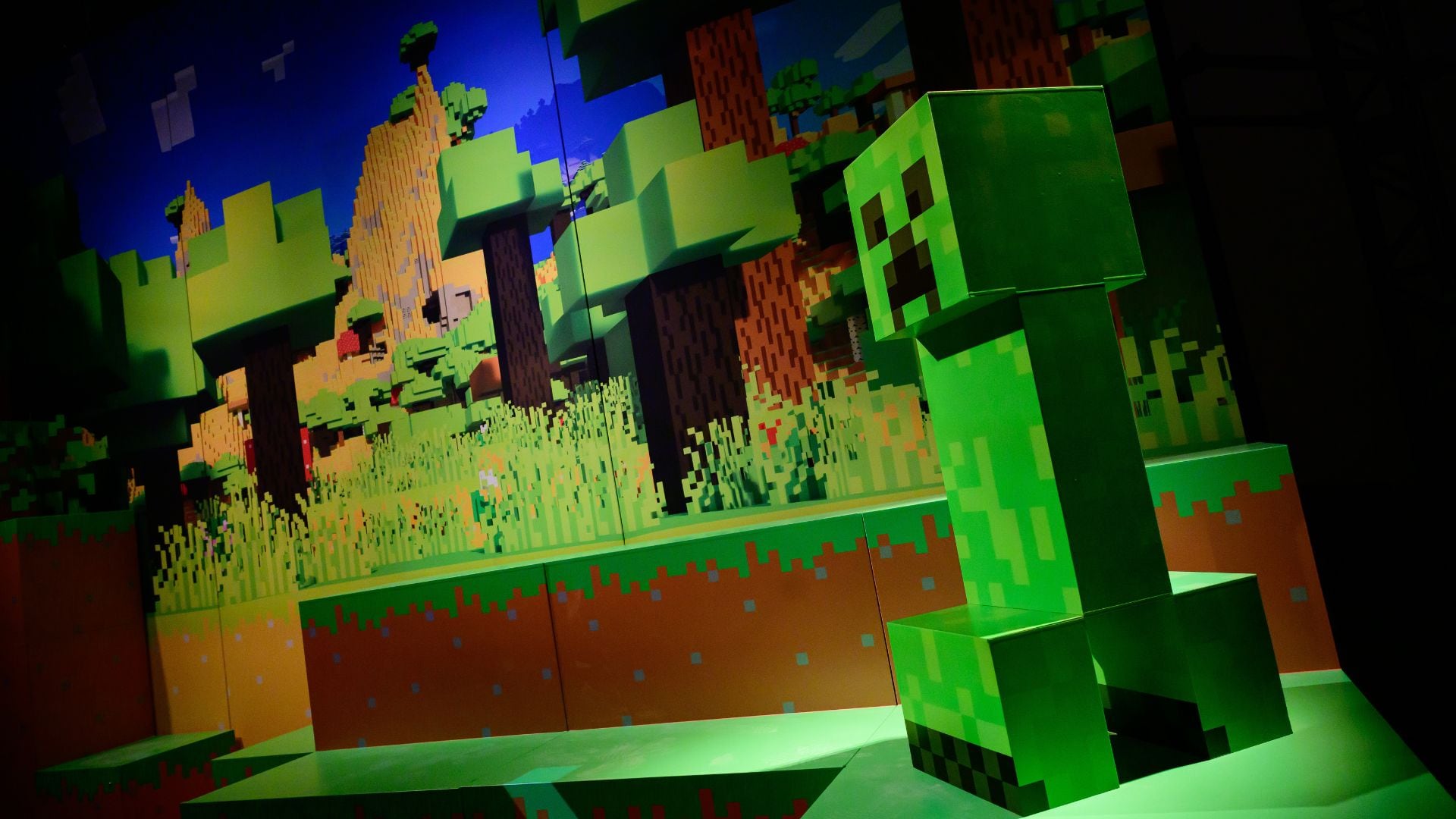 Un Creeper acabó con horas de progreso de Astra. (Minecraft Experience: Villager Rescue)