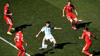 Jugó en la Selección, vive en Suiza y revela los secretos del rival de Argentina en el Mundial: “Son muy calculadores”