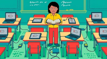 Ilustración pixelada de una maestra frustrada con un libro, frente a pupitres vacíos con laptops y tablets descargadas en un aula. Colores vivos.