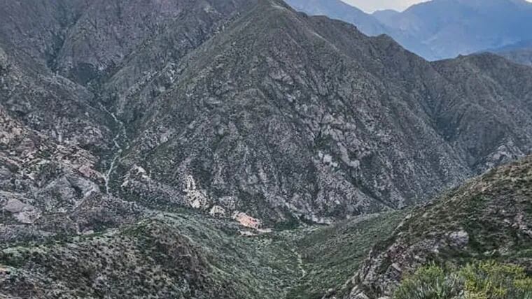 El operativo en Potrerillos incluyó la participación de policías rurales y puesteros que ascendieron a caballo