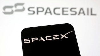 SpaceX planea comenzar a cotizar en bolsa y podría recaudar hasta USD 75 mil millones