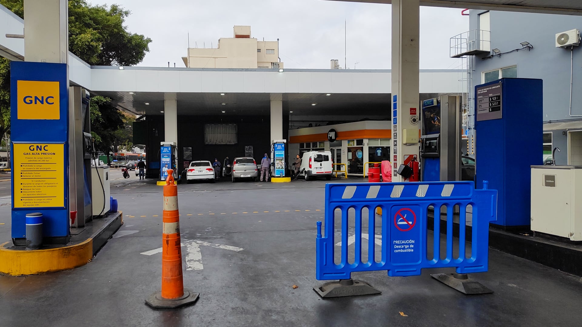 La Argentina refuerza el abastecimiento de gas en invierno con barcos de GNL que ingresan en junio y julio para su regasificación en Zárate (Adrián Escándar)