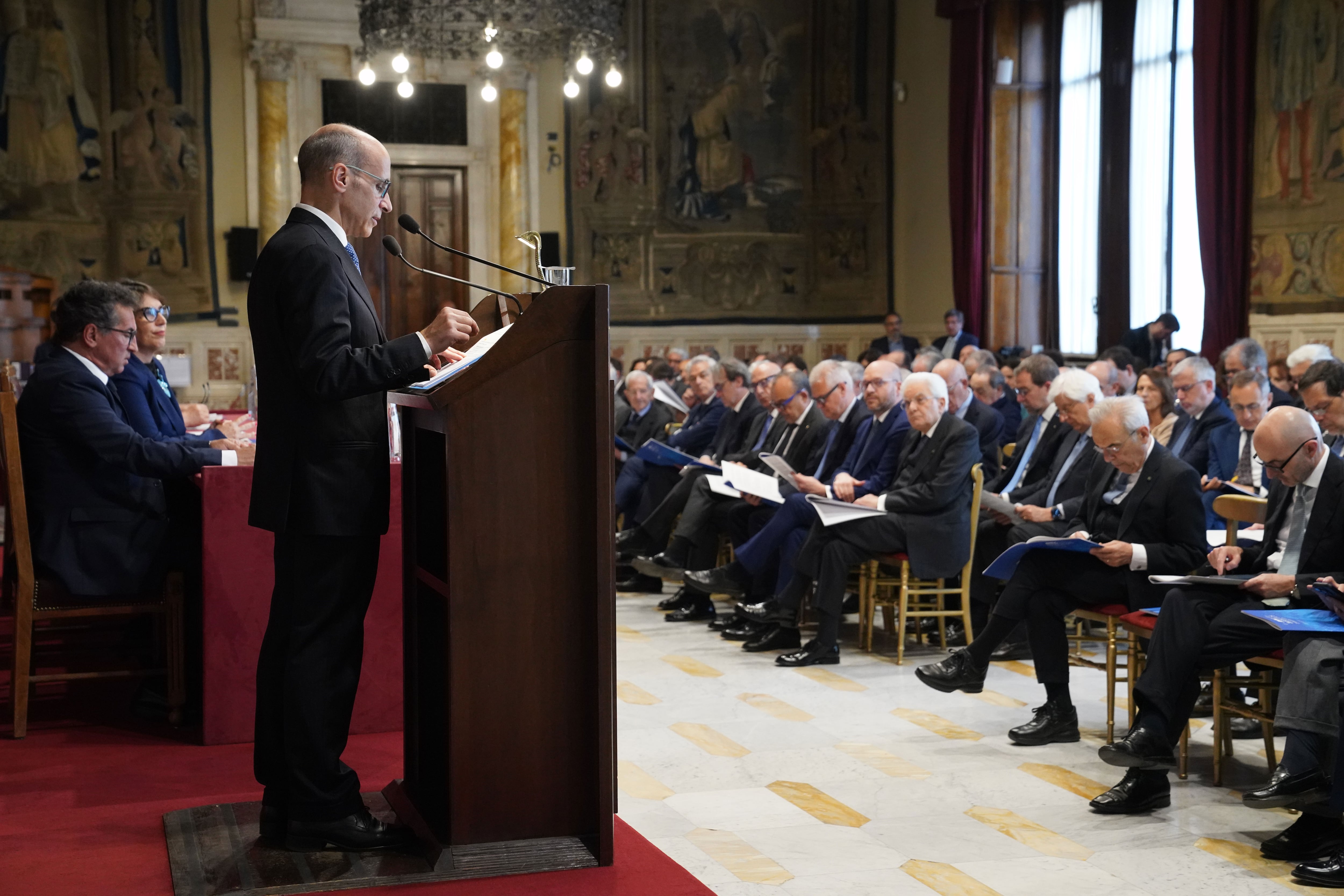 Busia presentando el informe anual de la ANAC ante el Parlamento italiano:
