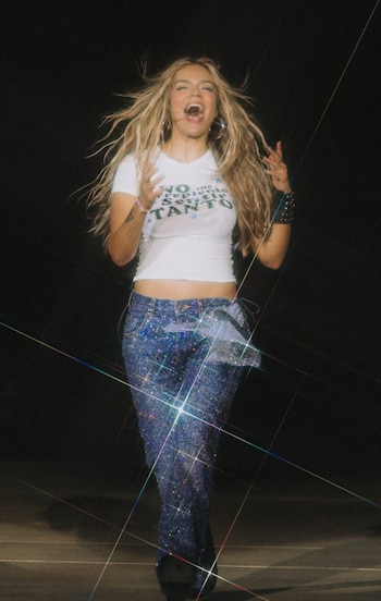 Karol G no se ha pronunciado sobre la versión de Grupo Frontera ni confirmó una colaboración - crédito @karolg/ Instagram