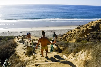 Black's Beach se mantiene como