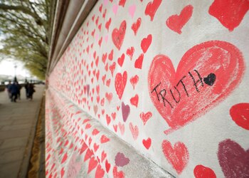 "Verdad", escribió una persona en