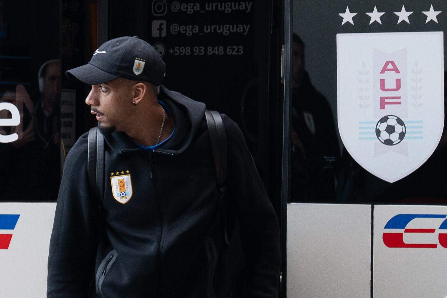 Ronald Araujo regresó a Uruguay y no se sabe cuándo jugará (EFE)