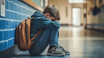 Del estrés al aislamiento en Perú: los daños invisibles del acoso online en la infancia