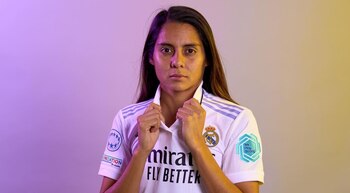 La destacada defensa mexicana, Kenti