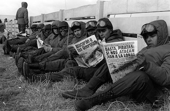 Soldados argentinos en las Islas Malvinas durante la guerra contra el Reino Unido