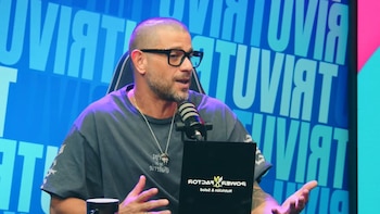 Yaco Eskenazi habló sobre la polémica entre Edson Dávila y Gisela Valcárcel durante el streaming Nadie Sabe. YouTube: 'Nadie sabe'