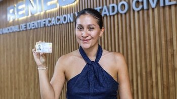 Para reservar una cita, los usuarios deben pagar previamente el trámite, ingresar al portal virtual del Reniec, validar sus datos personales, seleccionar el procedimiento y la sede, y confirmar la fecha y el horario disponibles mediante un código enviado al correo electrónico - Créditos: Reniec.