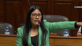 Diputada de JP desata risas en pleno: “A Keiko Fujimori la vemos haciendo ‘tap-tap a la pantalla’, ¿esa es su preocupación?"